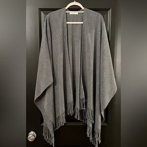 Mersea Classic Travel Wrap in Fog